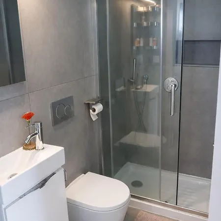 Holiday home Casa Elegante V3 Moderna 2 Suites, Jardim E Garagem Privados Olhao